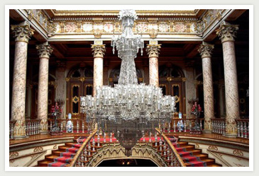 DOLMABAHCE PALACE