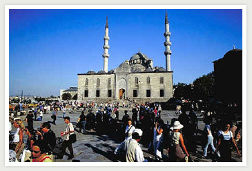 EMINONU SQUARE and NEW MOSQUE
