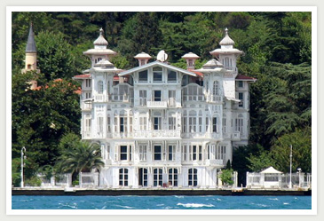 WOODEN SUMMER HOUSES